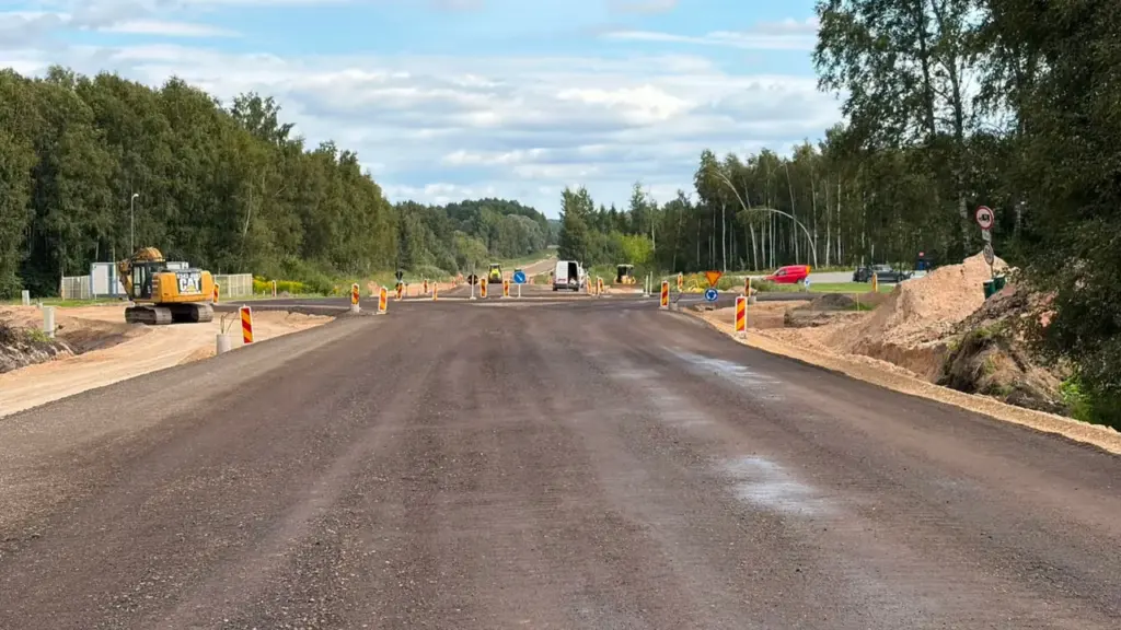Kastre autojuhid pääsevad taas läbi, kuid tee pole valmis