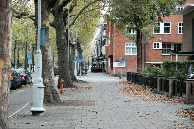 Unenägu eksimisest: mida võivad tähendada võõras paik ja hilinemine