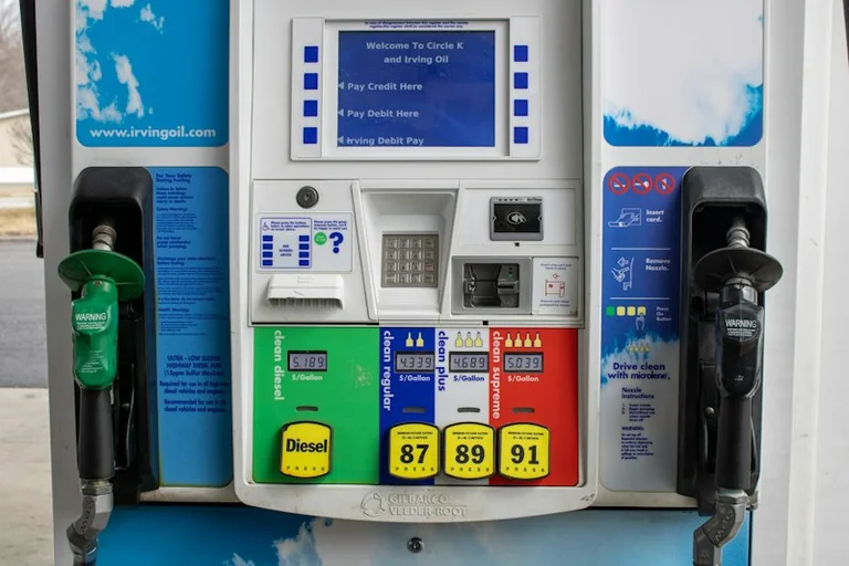 Kas odavam tankla tasub ära? Arvuta lisakilomeetrite kulu
